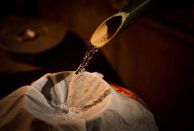 威尼斯网站泛奢：让东方酱香走向天下(图3)