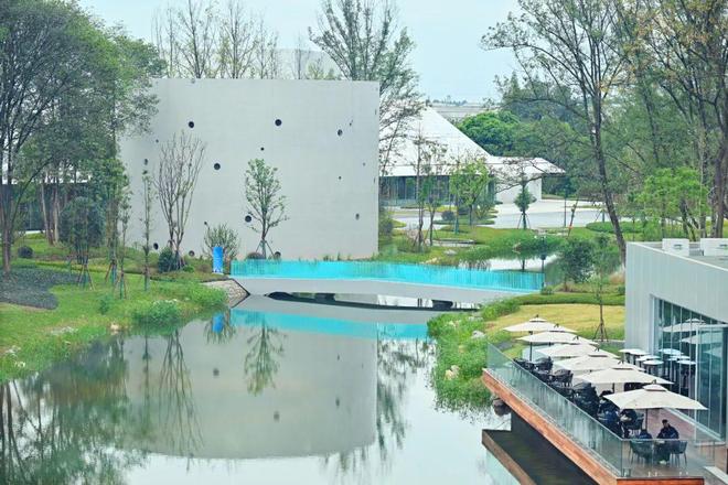 威尼斯网站崃州启动“藏家名流堂”以环球视野打造中国威士忌文明配合体(图4)